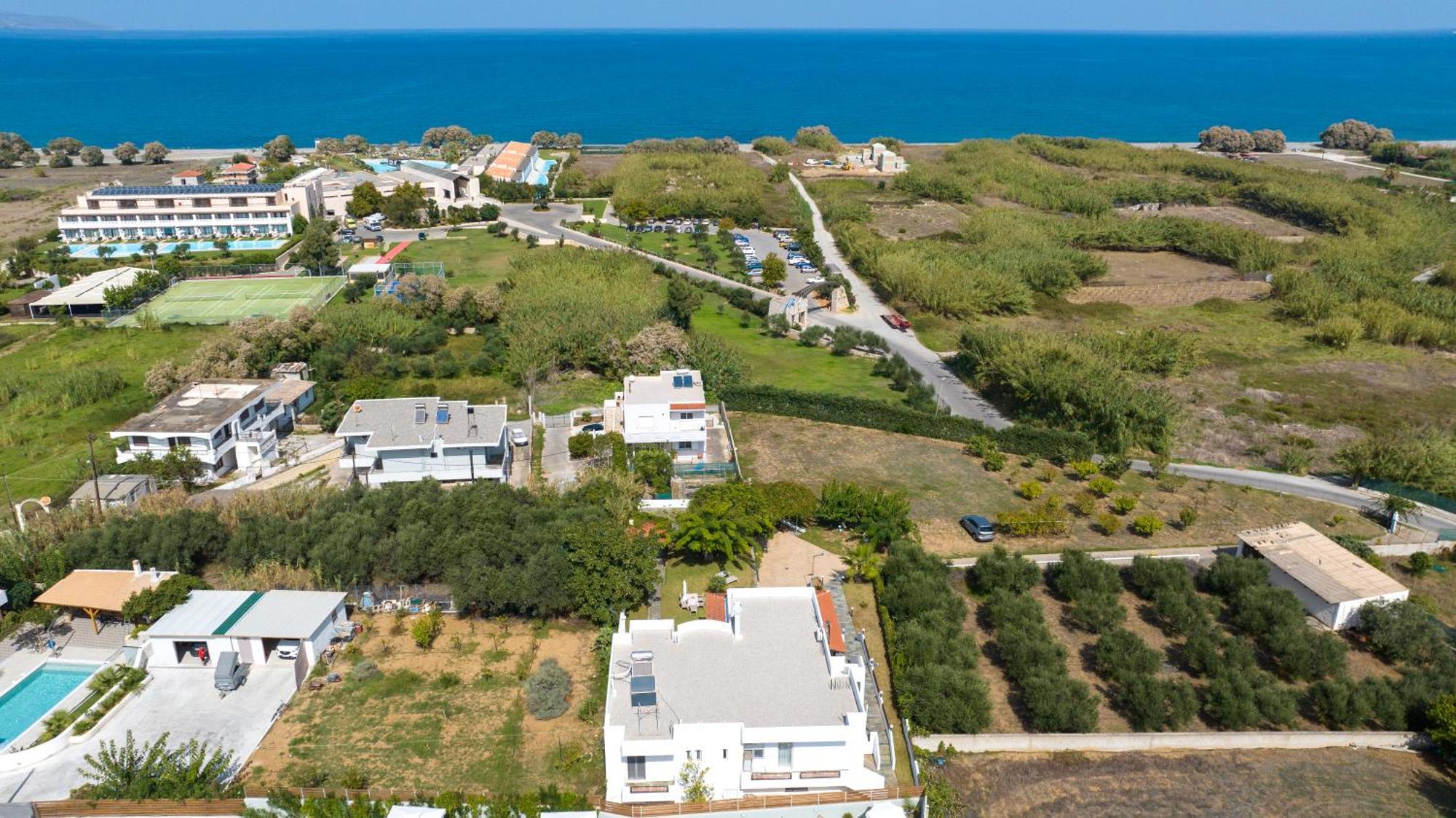 Villa Eleni 100M From The Sea ラパニアナ エクステリア 写真