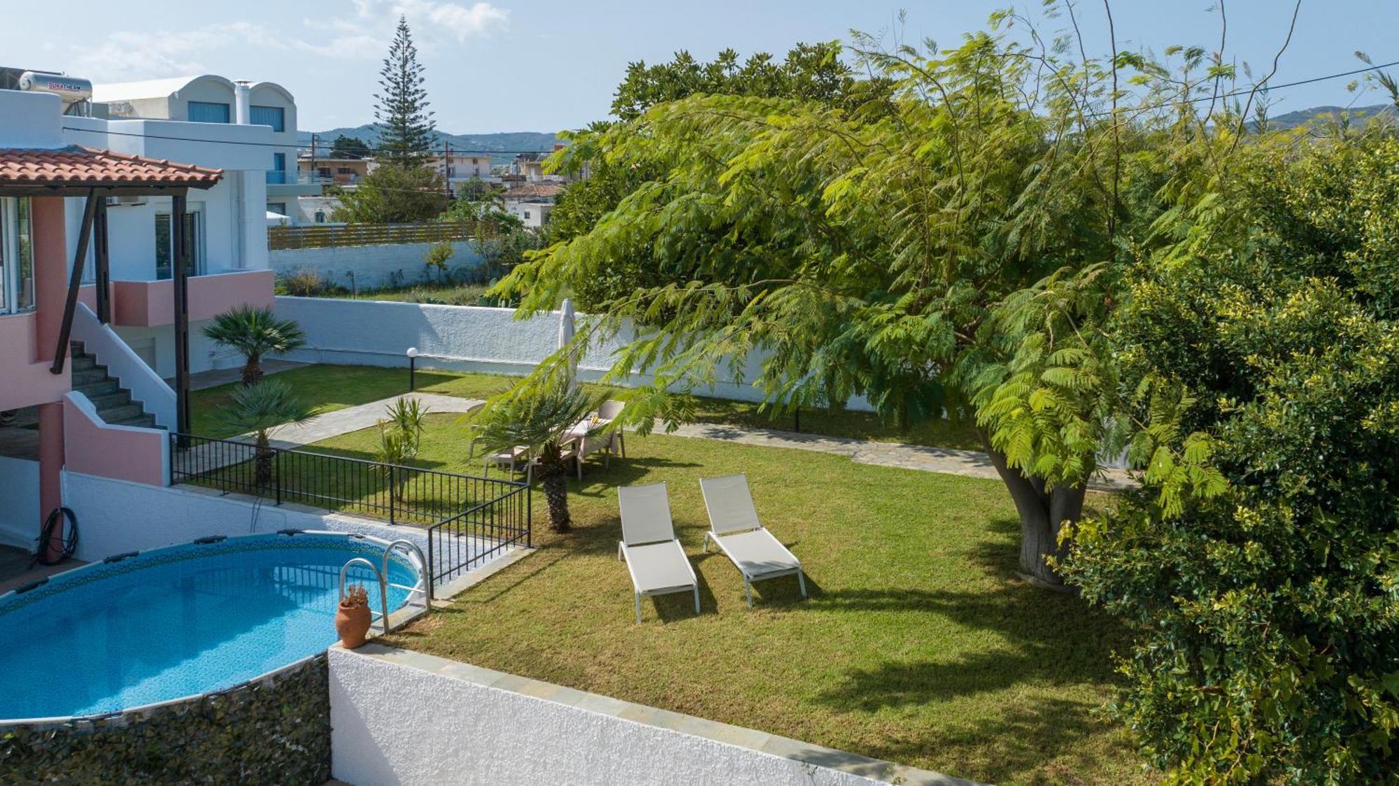Villa Eleni 100M From The Sea ラパニアナ エクステリア 写真