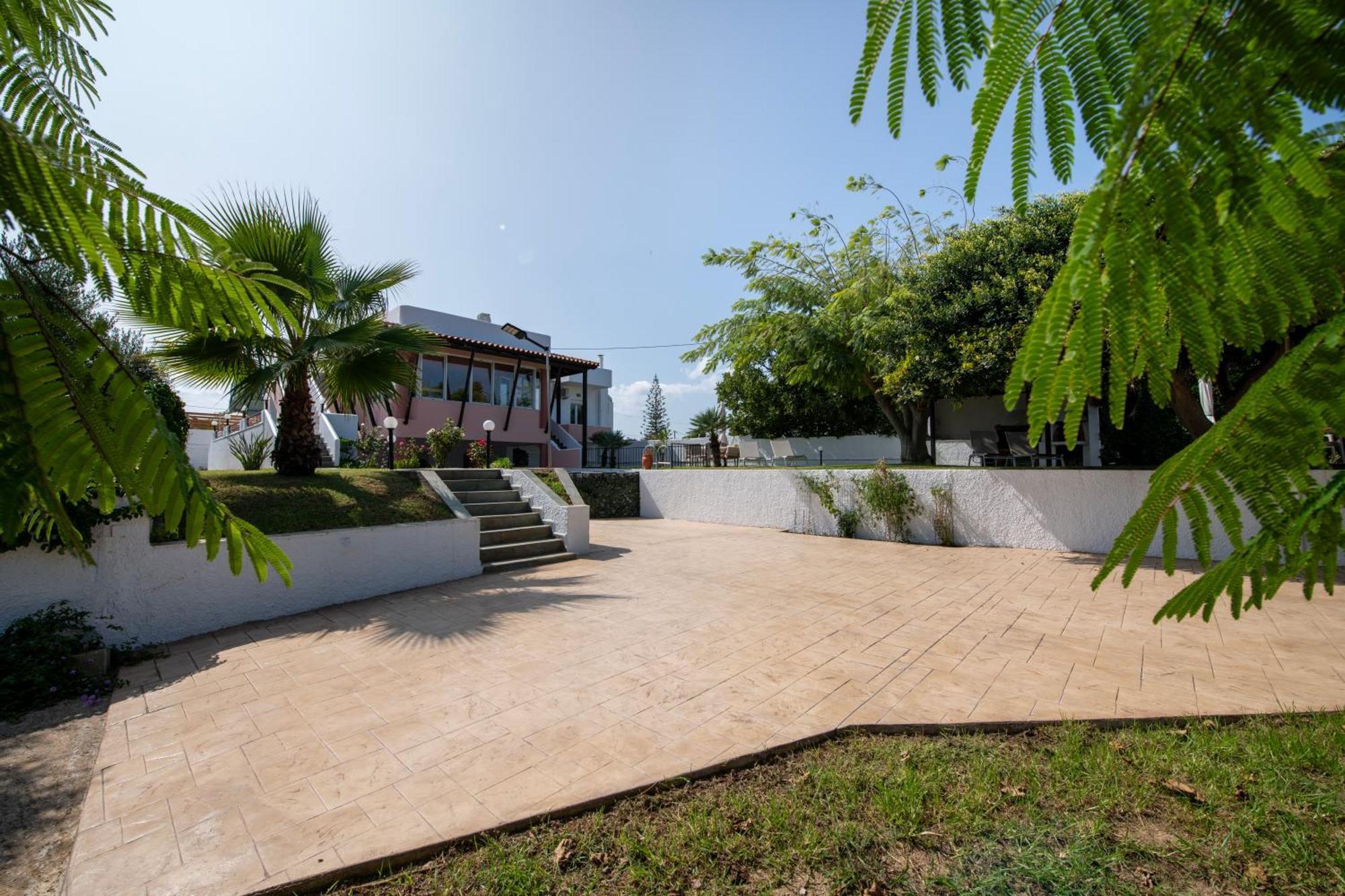 Villa Eleni 100M From The Sea ラパニアナ エクステリア 写真