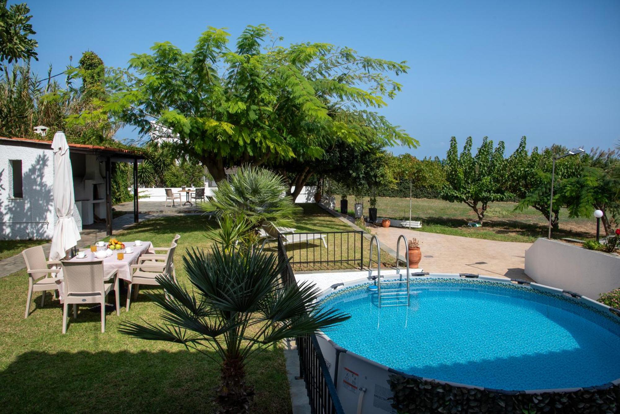 Villa Eleni 100M From The Sea ラパニアナ エクステリア 写真